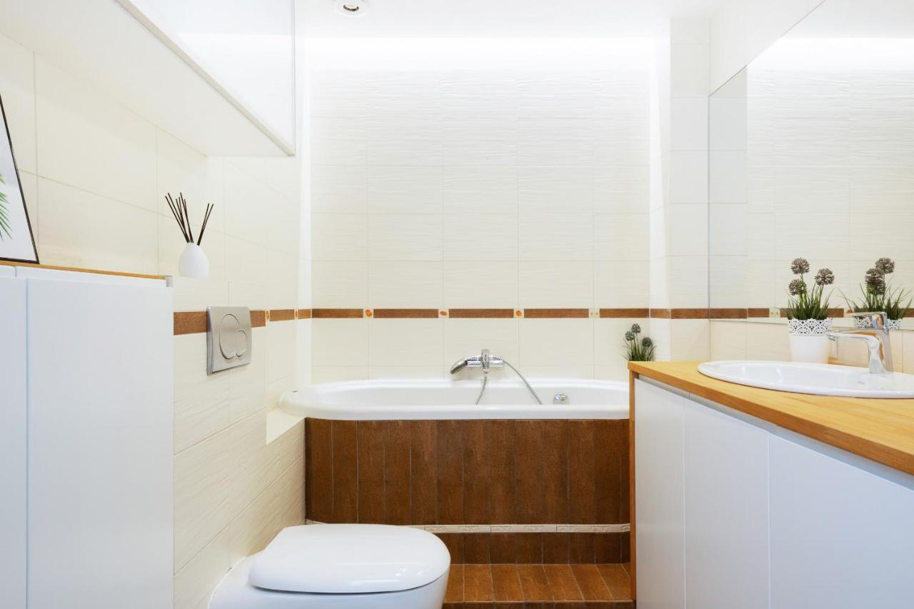 Apartments Warsaw Żelazna by Renters Zewnętrze zdjęcie