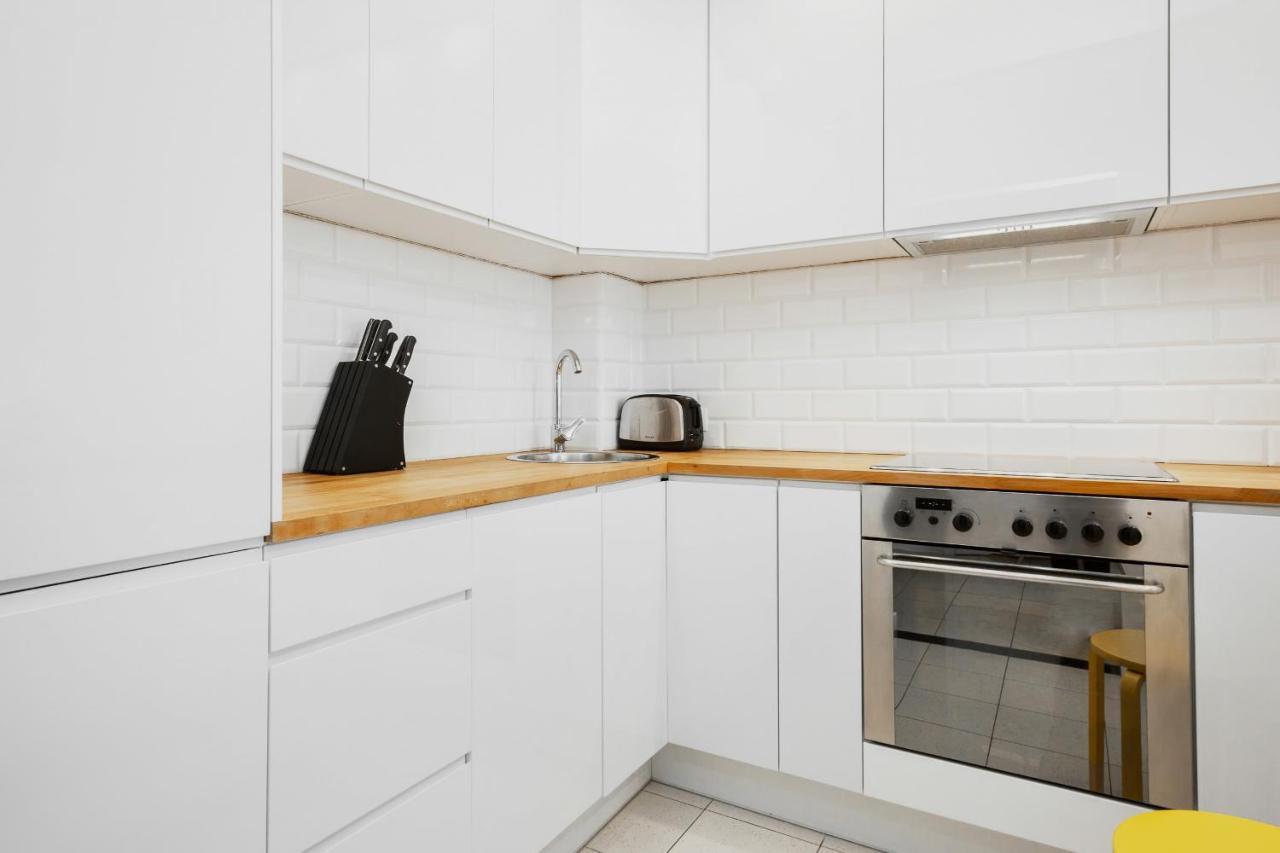 Apartments Warsaw Żelazna by Renters Zewnętrze zdjęcie